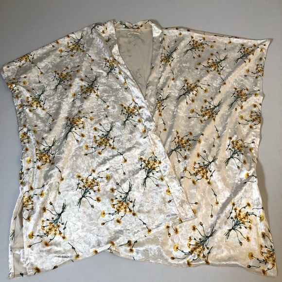 Anthropologie Dandelion Kimono - Picture 3 of 6